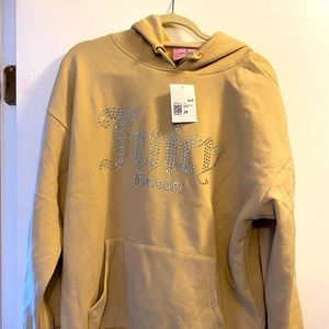 Brand new never worn Juicy Couture hoodie. Runs small. Size 2x